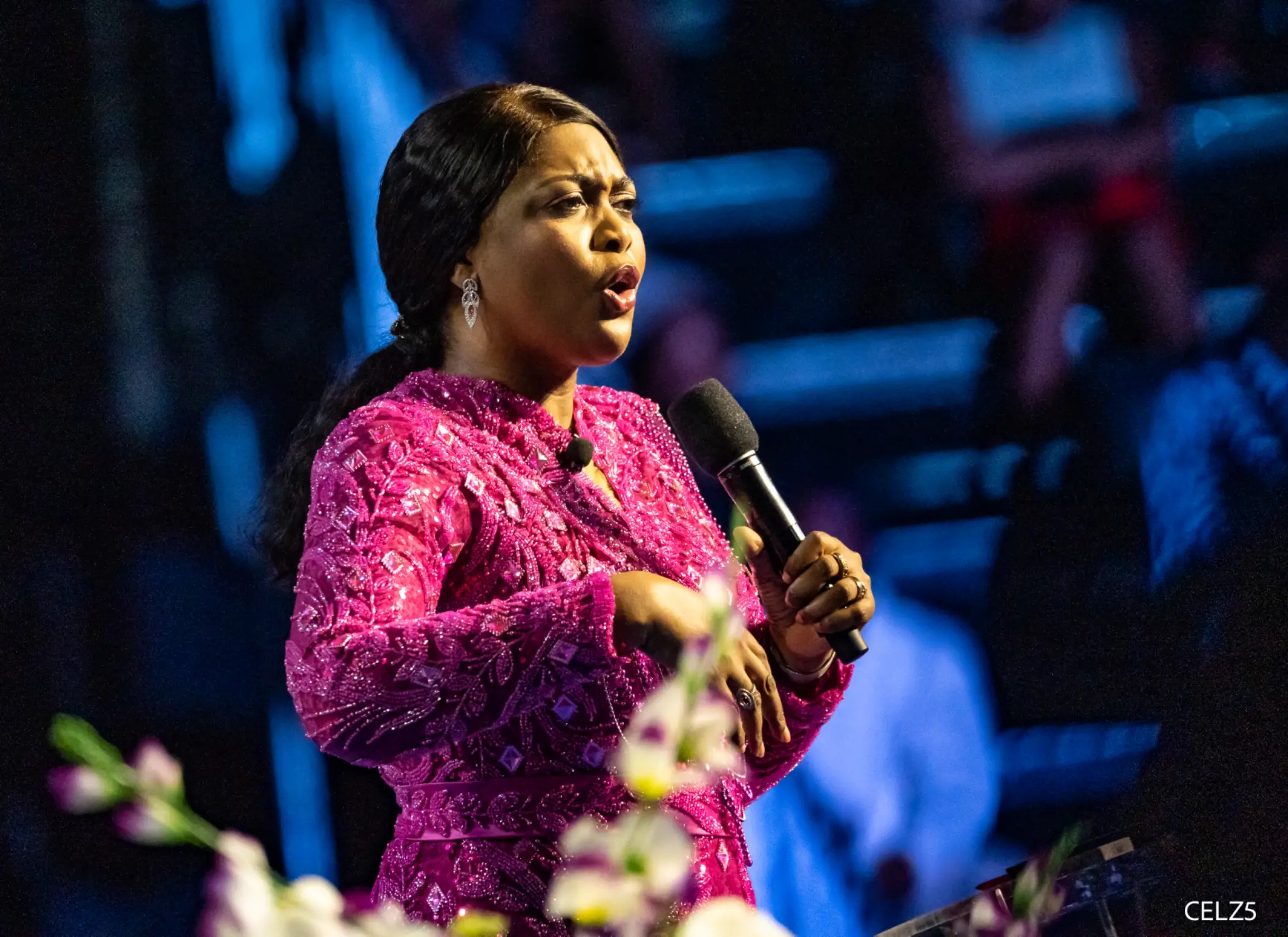 Pastor Deola